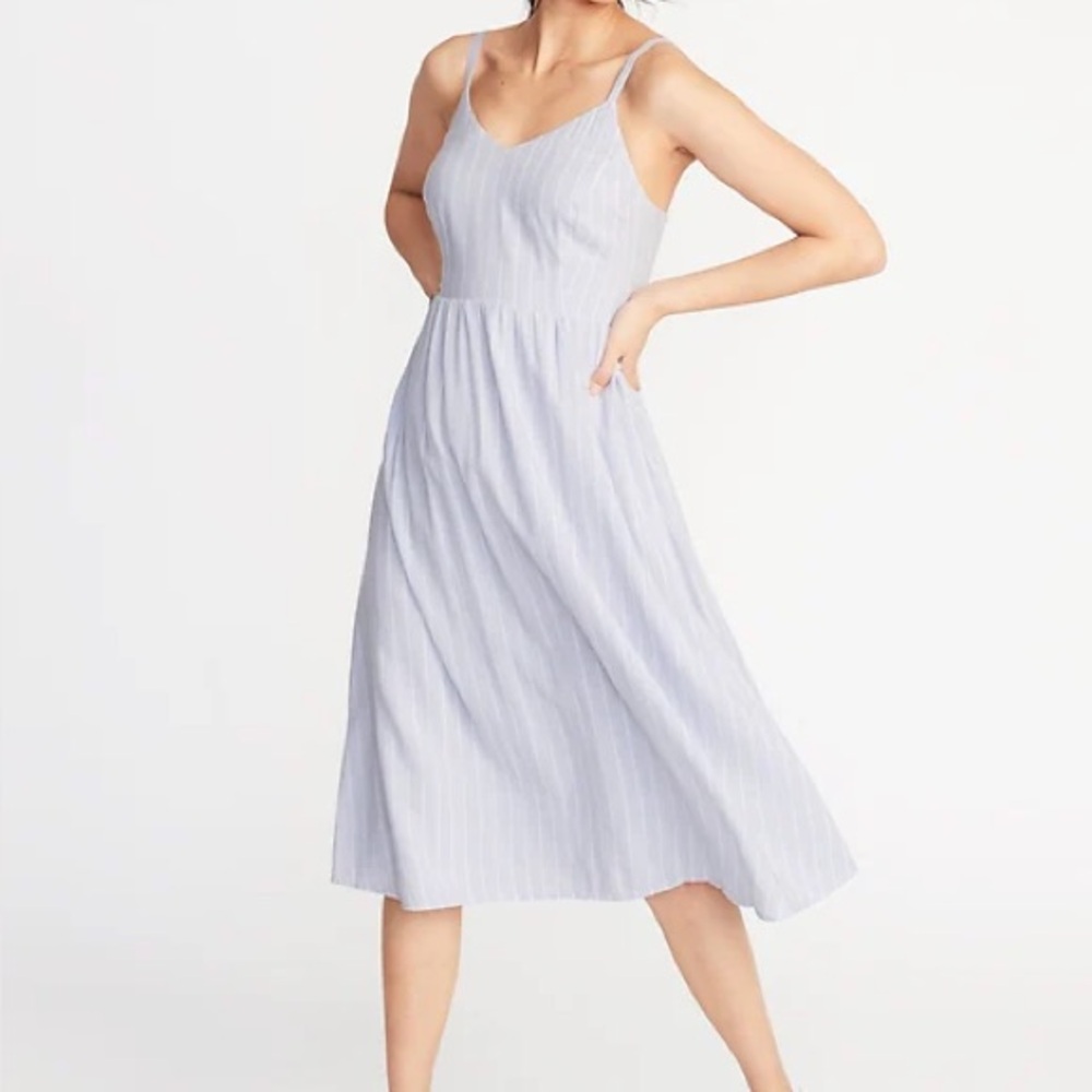 Old Navy Soft Fit Flare Cami Lavender Striped Blue White Strap Midi Sundress